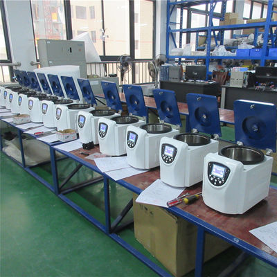TFT LCD True Color Display Low Speed Centrifuge 24×10mL